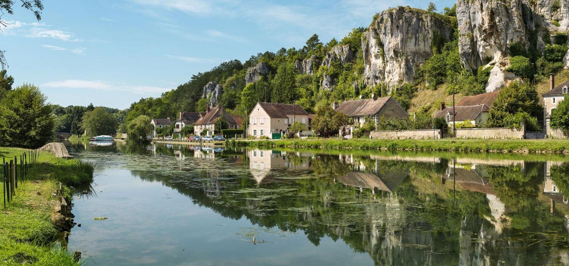 Meuble De Tourisme La Maison D'Orgy Chevannes  エクステリア 写真